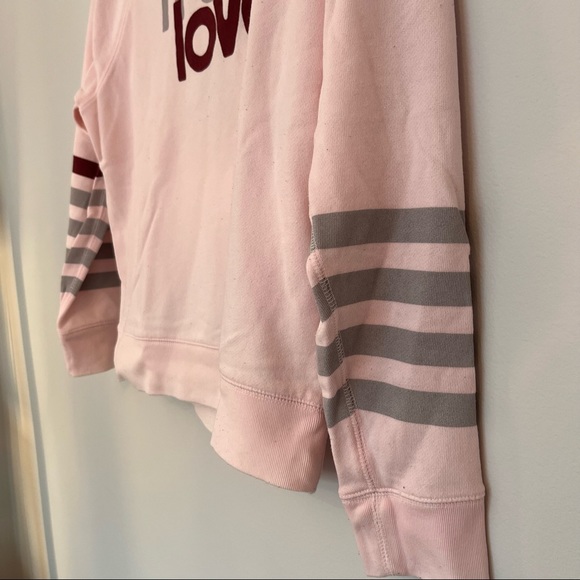 pink free city x GAP long sleeve - SIZE XS, loose fit with free city details - Picture 2 of 8
